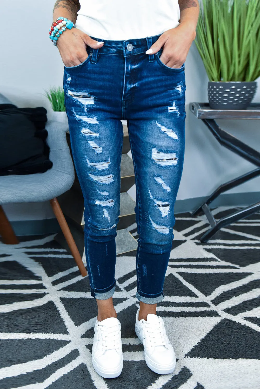 Classic Tight-fitting Dark Blue Ripped Jeans