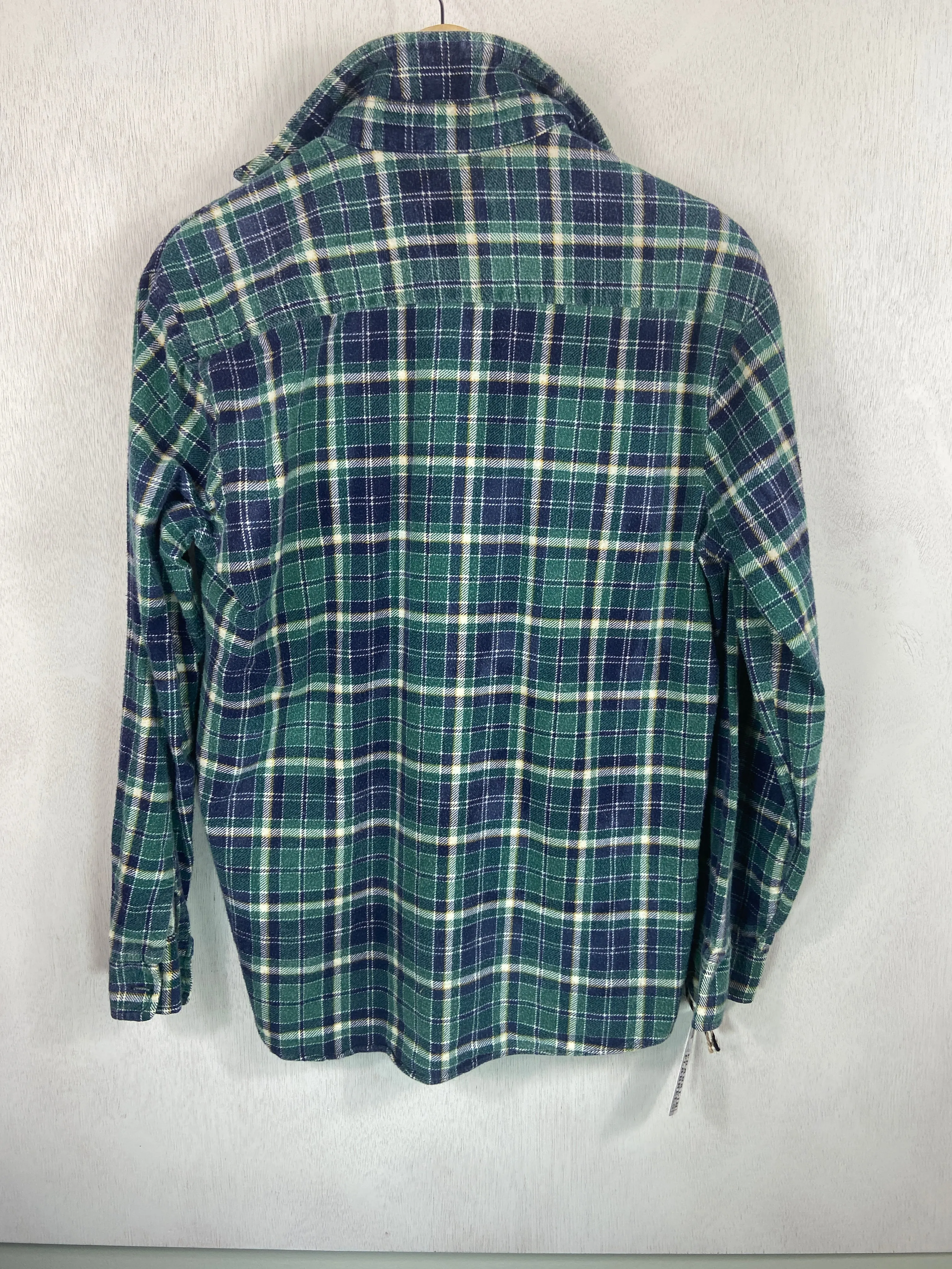 Vintage Retro Green, Navy Blue and White Flannel Size Medium